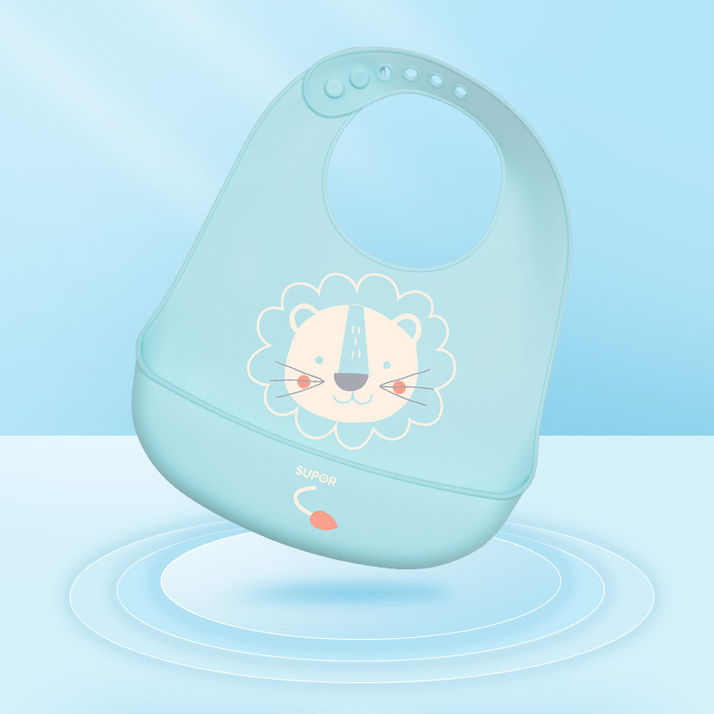 婴儿围兜防水超软硅胶围嘴免洗硅胶口水兜口水巾